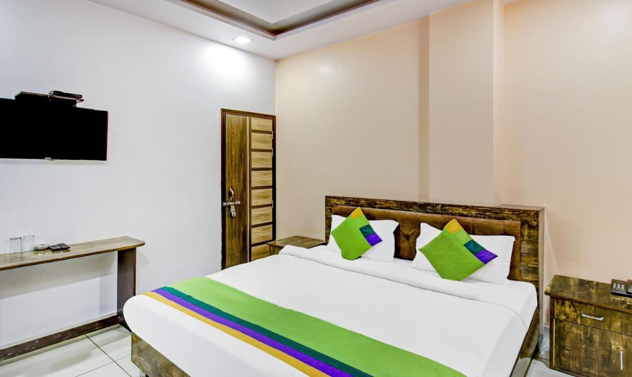 Treebo Trend Sunrise By City Culture Lucknow Exterior photo